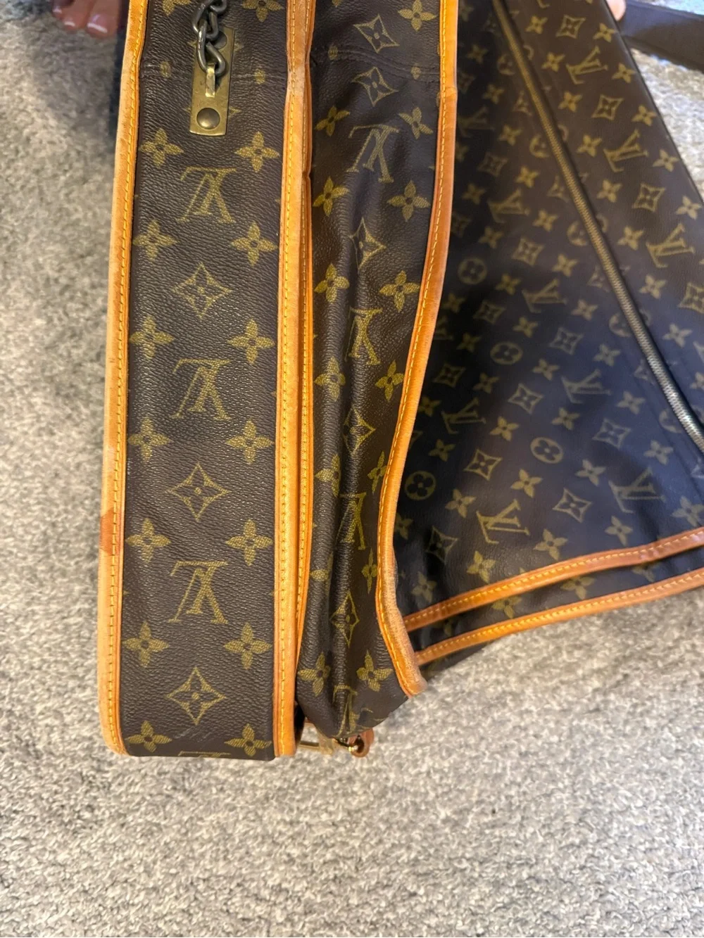 Louis Vuitton authentic louis